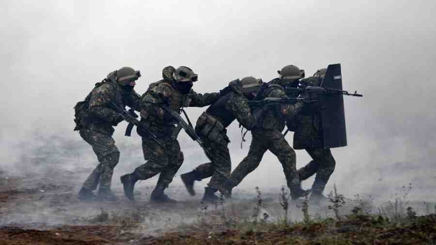 Руски разузнавач съобщи за струпването на сили на ВСУ край Артьомовск