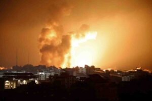 Израелската армия е нанесла удари по десет цели на Хамас в ивицата Газа