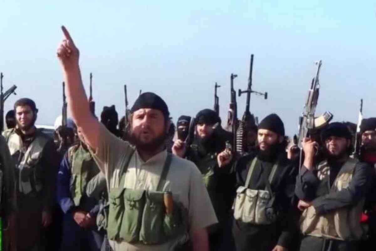 Членове на ИДИЛ воюват срещу Русия в Украйна