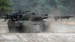 Forbes: Украйна загуби една четвърт от „най-добрите си германски танкове“