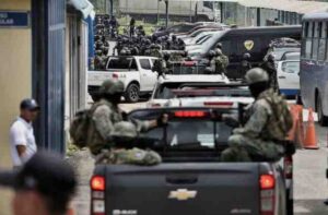 Еквадорската полиция съобщи за 10 убити при безредици в страната