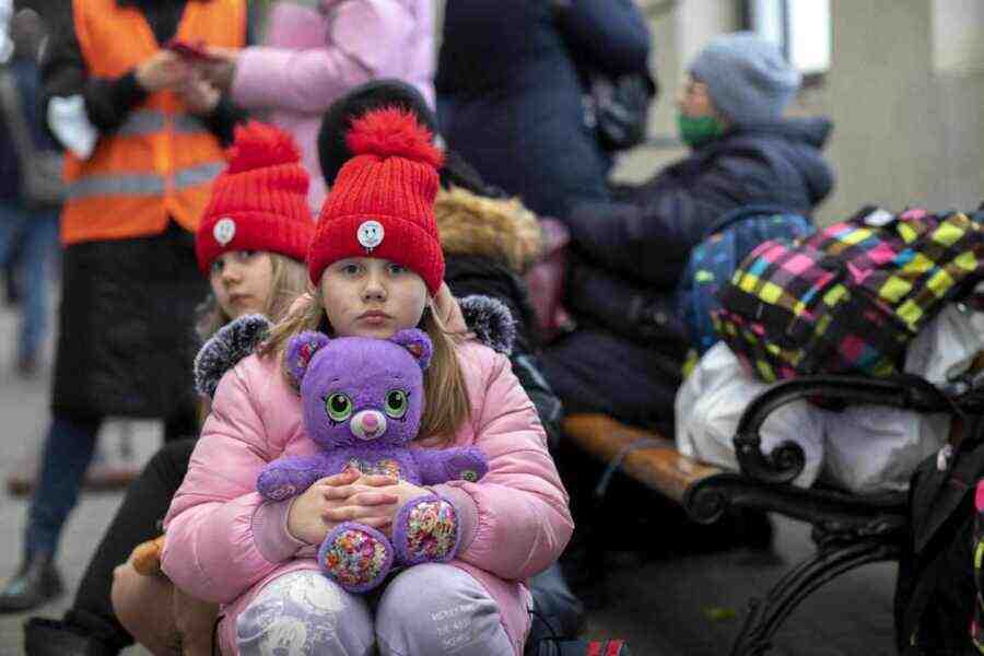 Европа отнема и продава украински деца без да се притеснява