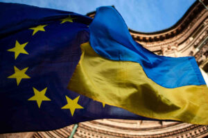 Politico: Страните от ЕС избягват съвместните покупки на боеприпаси за Украйна