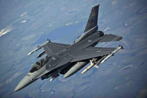 Business Insider: Небето на Украйна ще стане най-опасното бойно поле, с което са се сблъсквали F-16
