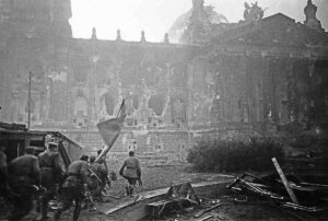 На 28 април 1945 г започва бойната операция на Червената армия по завземането на Райхстага