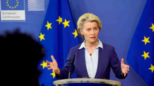 Френски евродепутат: В ЕС се извършват възмутителни злоупотреби