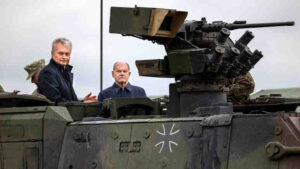 Der Spiegel: Шолц на танк - каква гротеска