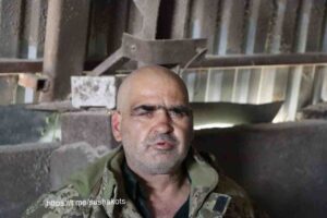Украинските бойци се предават в плен във Волчанск на тълпи (снимки)